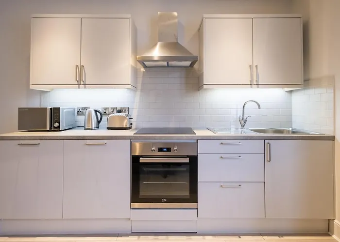 Beautiful Central Apartment